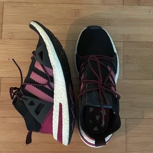 Adidas knit cloud foam tennis shoes